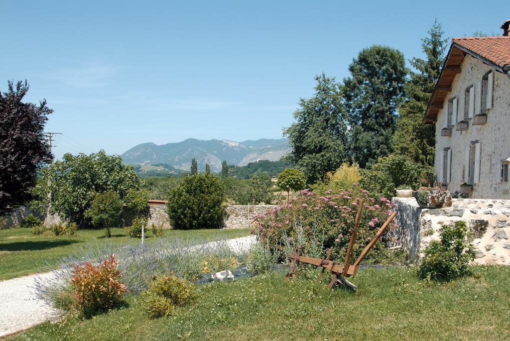 L'Estapade Des Tourelons Bed and Breakfast Saint-Jean-en-Royans Buitenkant foto