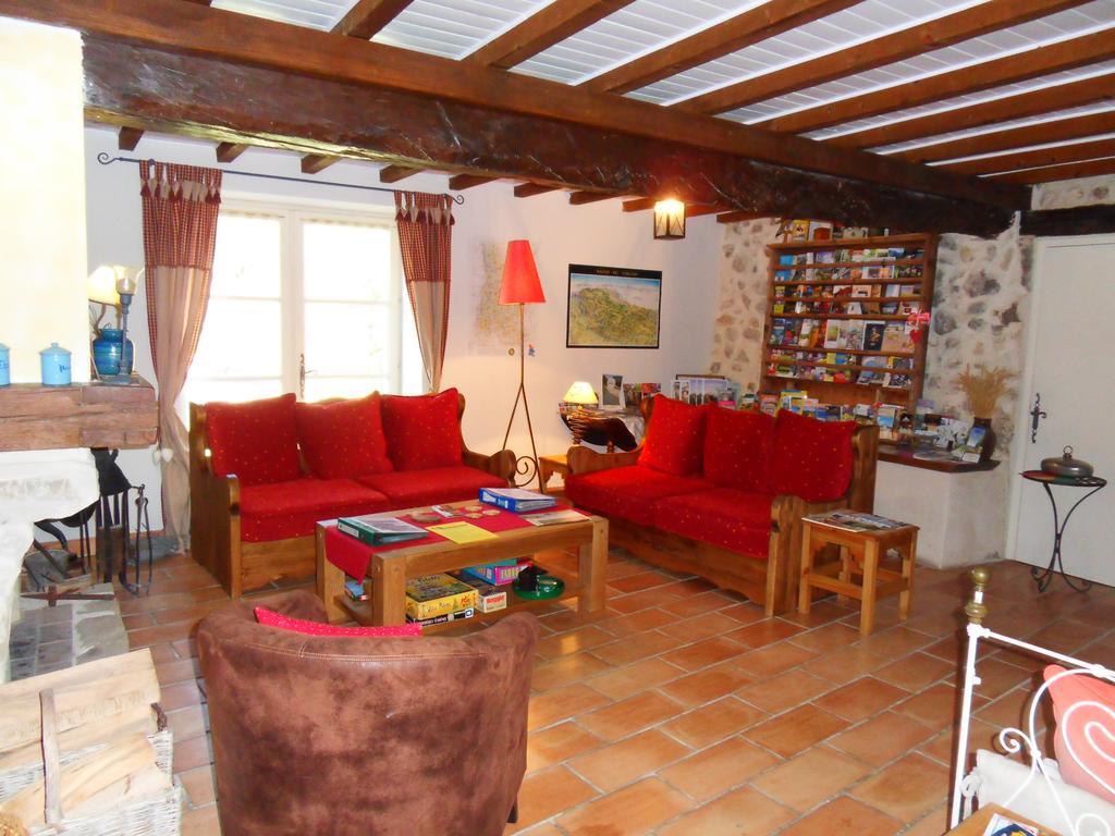 L'Estapade Des Tourelons Bed and Breakfast Saint-Jean-en-Royans Buitenkant foto